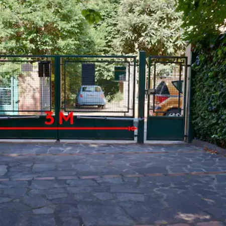 Daire Free Parking & A/c Sant'orsola Cozy Bolonya