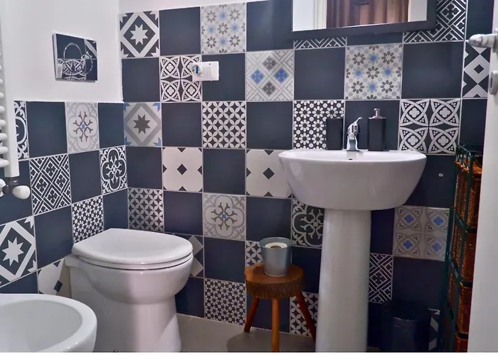 Free Parking & A/c Sant'orsola Cozy بولونيا